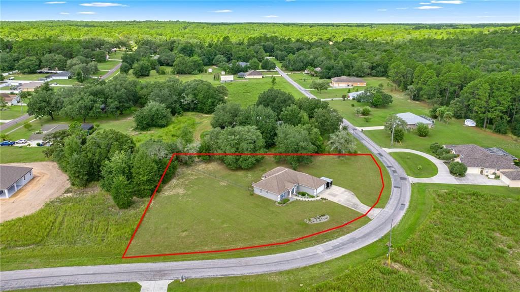 Active With Contract: $324,900 (3 beds, 2 baths, 1635 Square Feet)