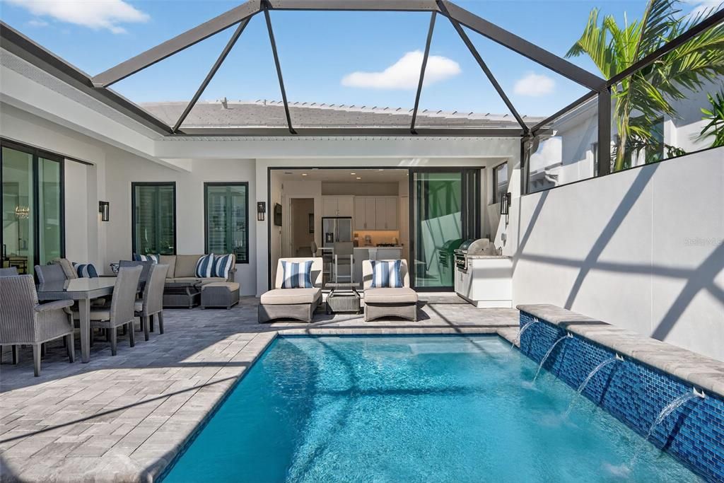 Под контрактом: $1,250,000 (3 спален, 3 ванн, 2700 Квадратных фут)