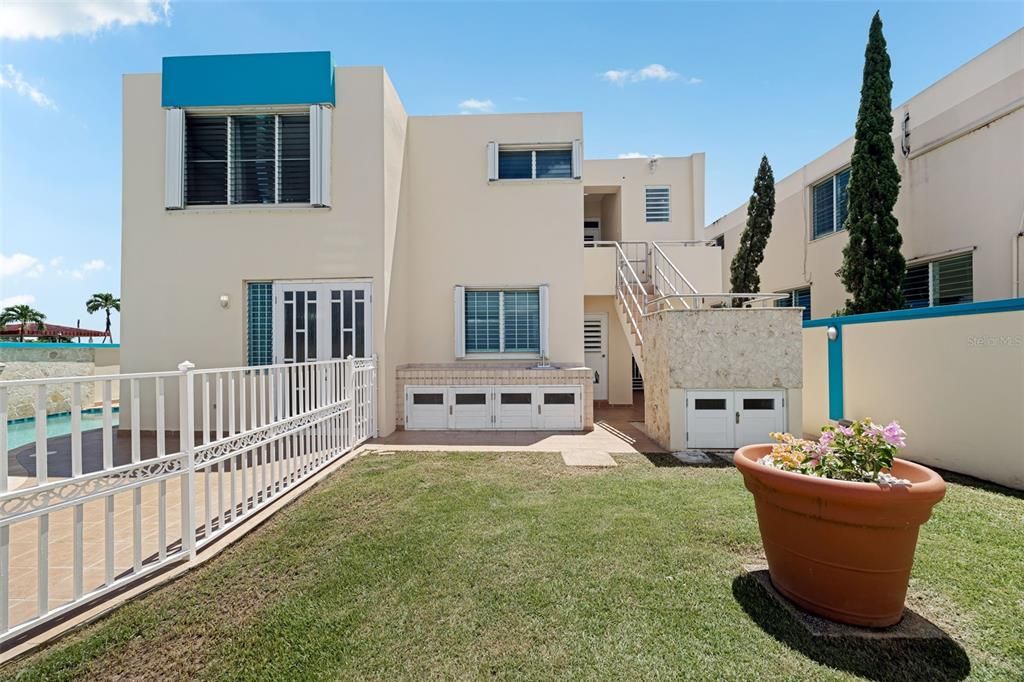 待售: $395,000 (5 贝兹, 4 浴室, 2806 平方英尺)