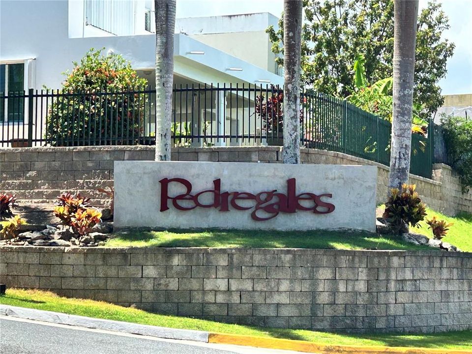 待售: $395,000 (5 贝兹, 4 浴室, 2806 平方英尺)