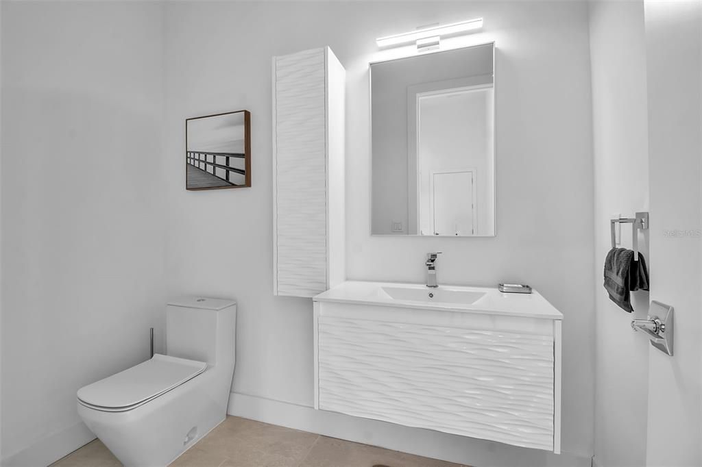 For Rent: $12,500 (4 beds, 3 baths, 2731 Square Feet)