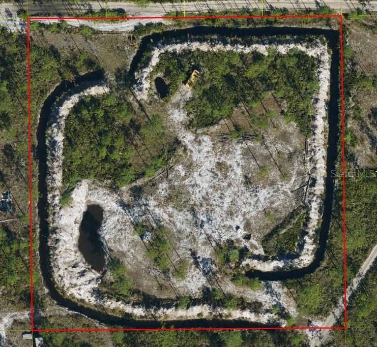 待售: $17,000 (2.48 acres)