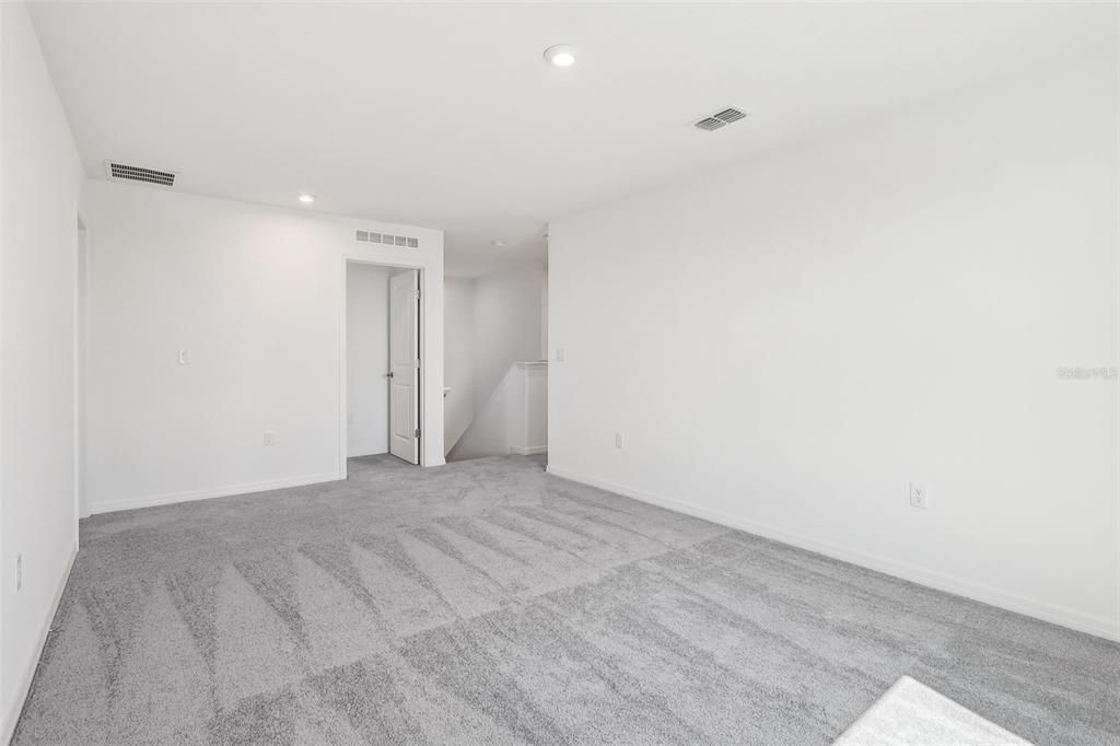 待售: $359,540 (4 贝兹, 2 浴室, 2313 平方英尺)