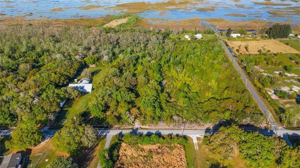 Vendido Recientemente: $215,000 (1.61 acres)