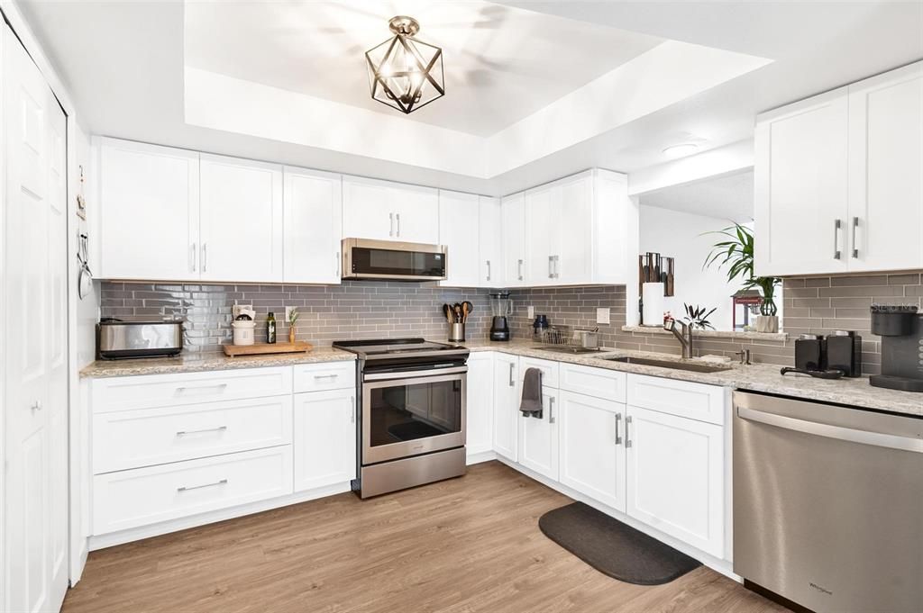 На продажу: $409,000 (3 спален, 3 ванн, 2260 Квадратных фут)