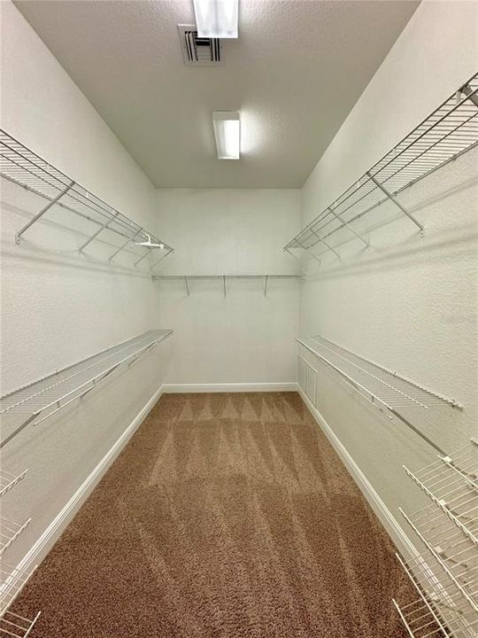 出租: $3,900 (3 贝兹, 3 浴室, 2982 平方英尺)