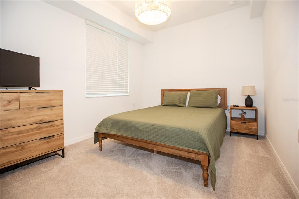 For Rent: $2,200 (2 beds, 2 baths, 1154 Square Feet)