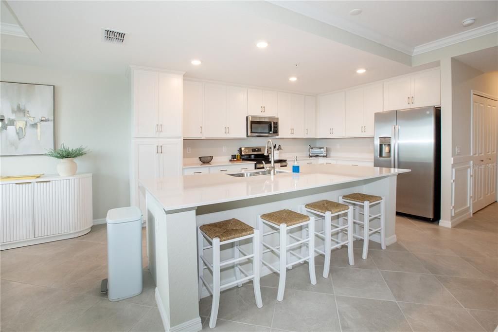 For Rent: $2,200 (2 beds, 2 baths, 1154 Square Feet)