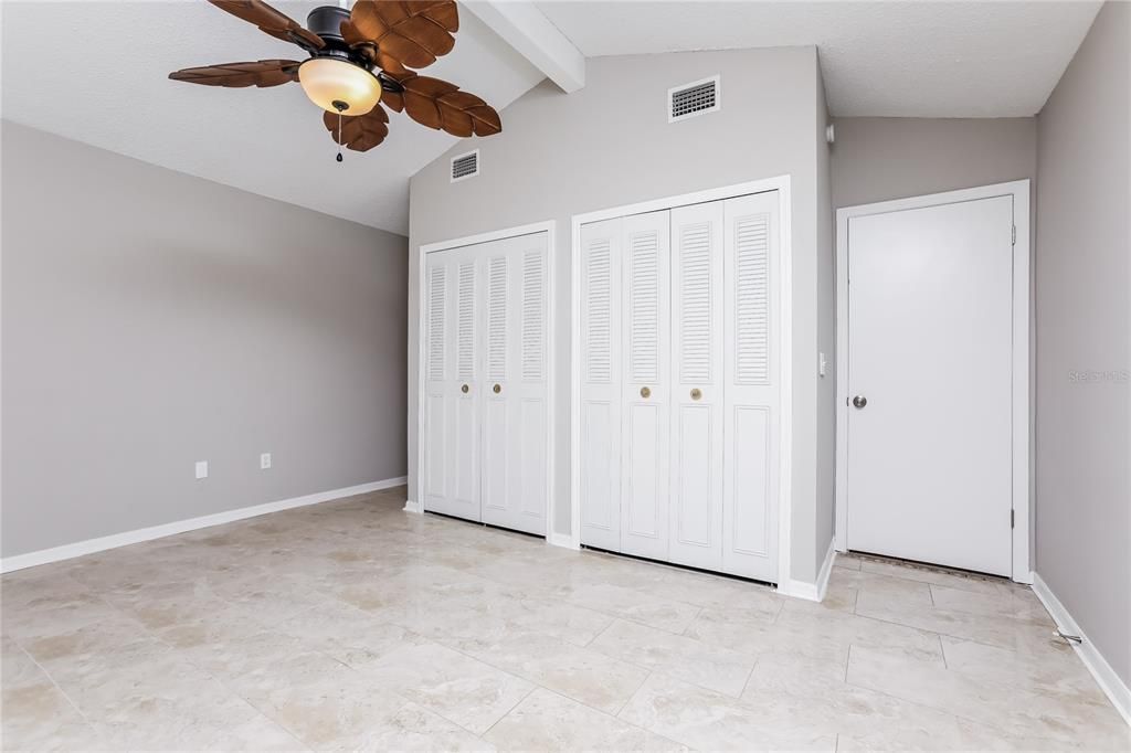 出租: $2,335 (4 贝兹, 2 浴室, 1770 平方英尺)