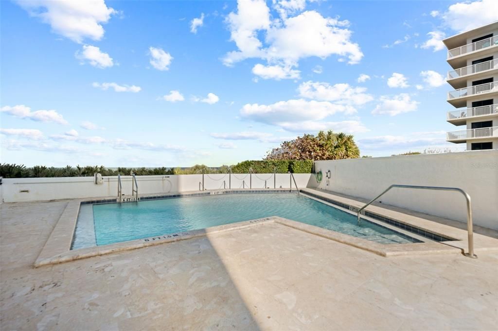 En Venta: $830,000 (2 camas, 2 baños, 1500 Pies cuadrados)