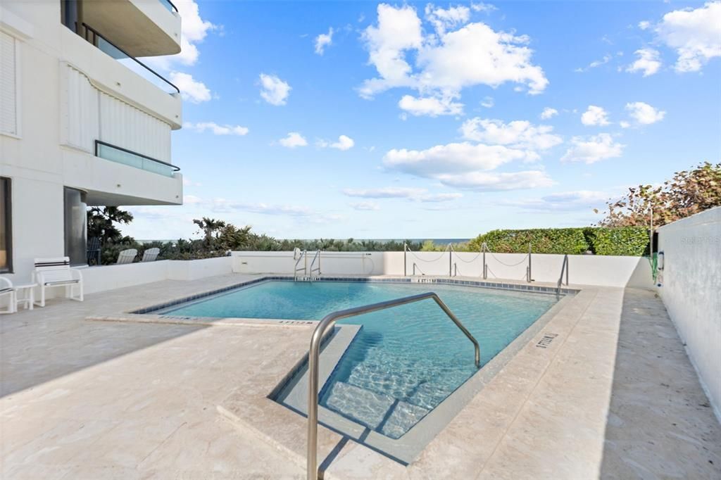 En Venta: $830,000 (2 camas, 2 baños, 1500 Pies cuadrados)