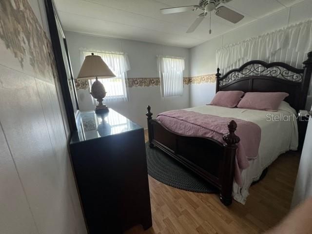 Active With Contract: $166,500 (2 beds, 2 baths, 1056 Square Feet)