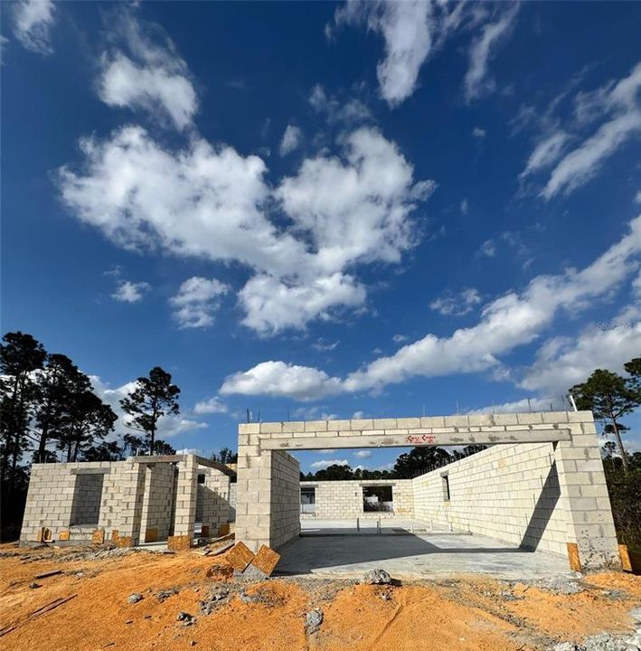 For Sale: $80,000 (4 beds, 2 baths, 1654 Square Feet)