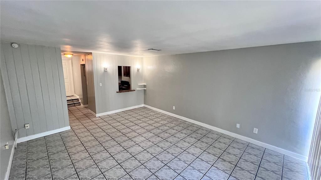 В аренду: $1,250 (2 спален, 1 ванн, 936 Квадратных фут)