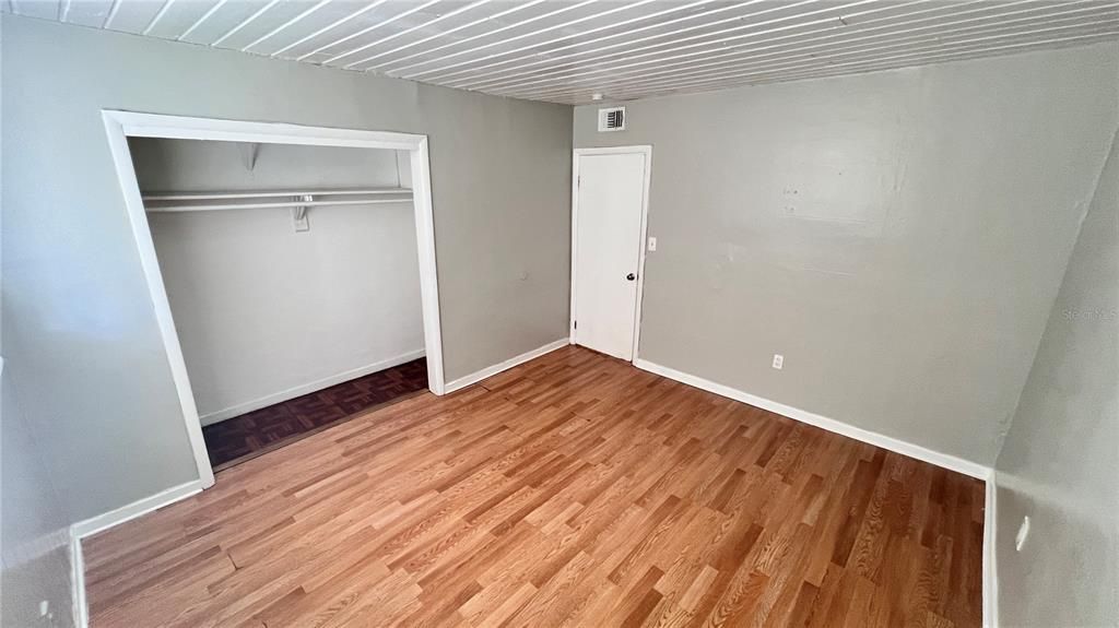 В аренду: $1,250 (2 спален, 1 ванн, 936 Квадратных фут)