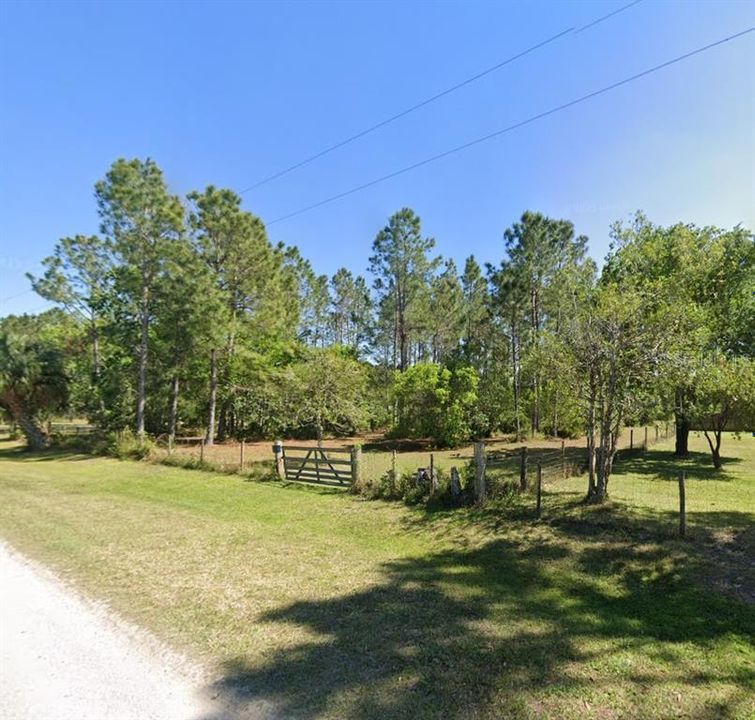 Под контрактом: $145,999 (1.00 acres)