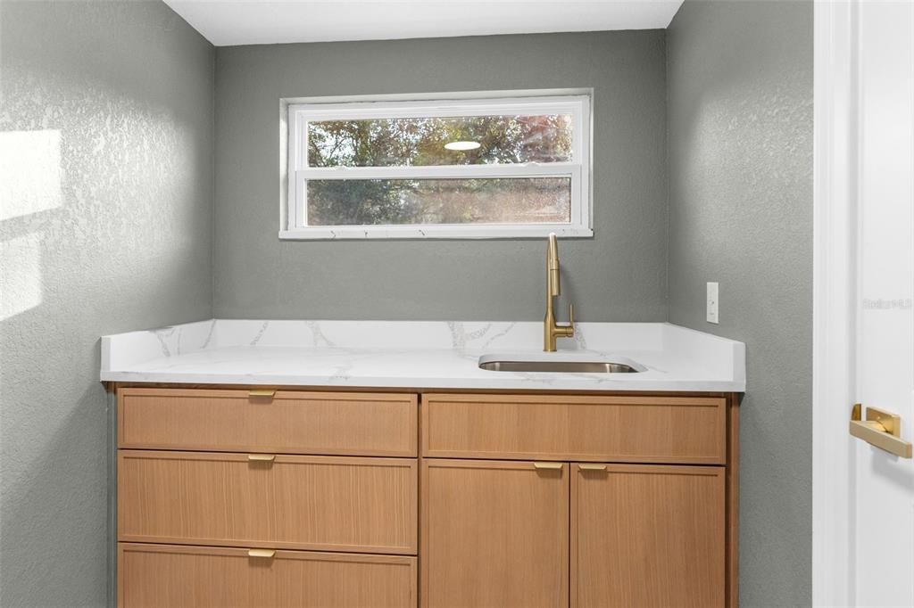 For Sale: $495,000 (3 beds, 2 baths, 1677 Square Feet)