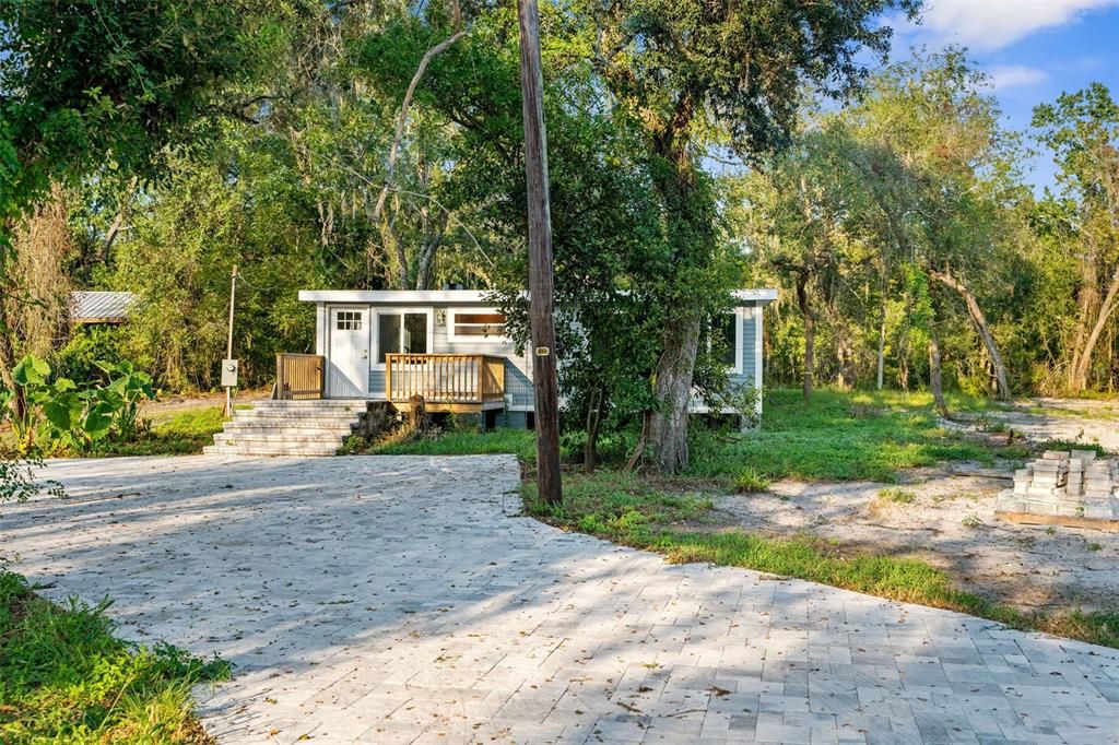 For Sale: $495,000 (3 beds, 2 baths, 1677 Square Feet)