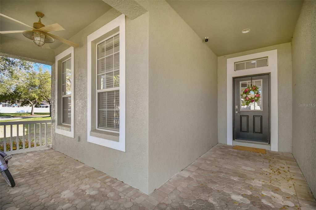 En Venta: $650,000 (3 camas, 2 baños, 2676 Pies cuadrados)