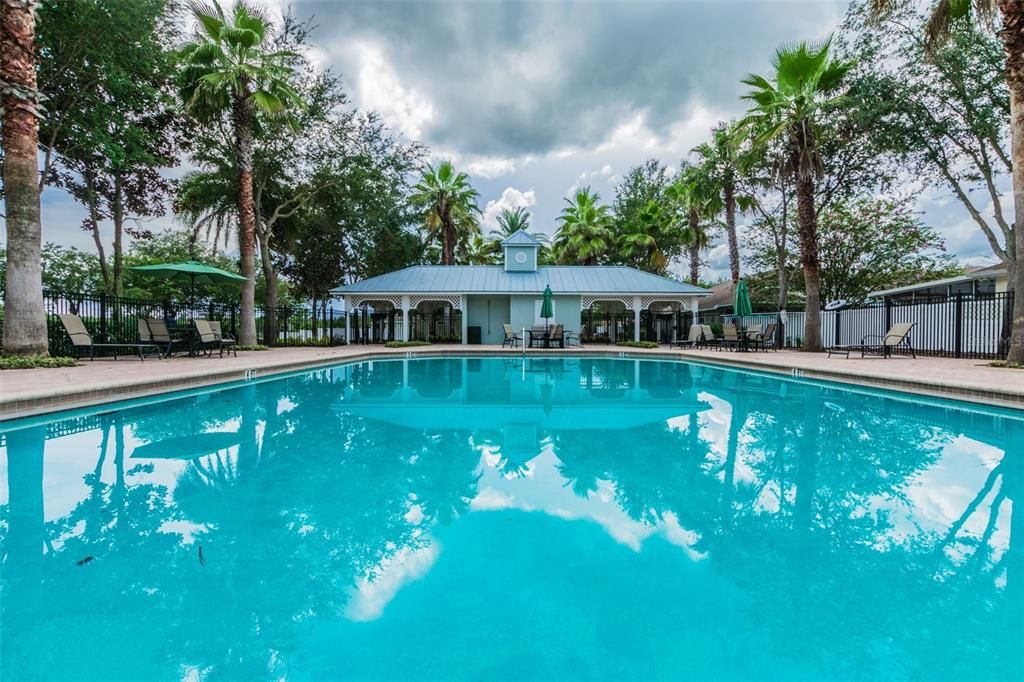 En Venta: $650,000 (3 camas, 2 baños, 2676 Pies cuadrados)