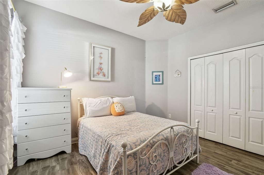 En Venta: $650,000 (3 camas, 2 baños, 2676 Pies cuadrados)