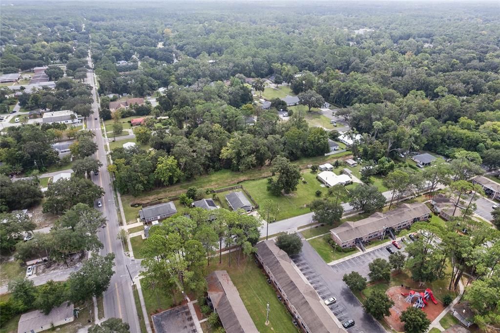 合同活跃: $180,000 (4 贝兹, 2 浴室, 1618 平方英尺)