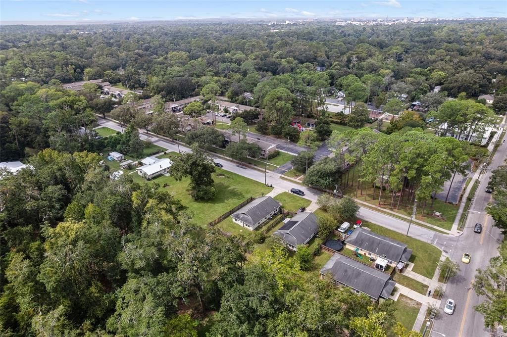 合同活跃: $180,000 (4 贝兹, 2 浴室, 1618 平方英尺)