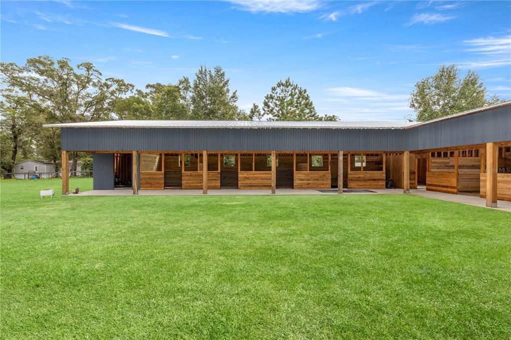 待售: $388,900 (2 贝兹, 1 浴室, 700 平方英尺)