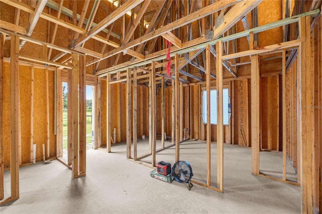 待售: $388,900 (2 贝兹, 1 浴室, 700 平方英尺)