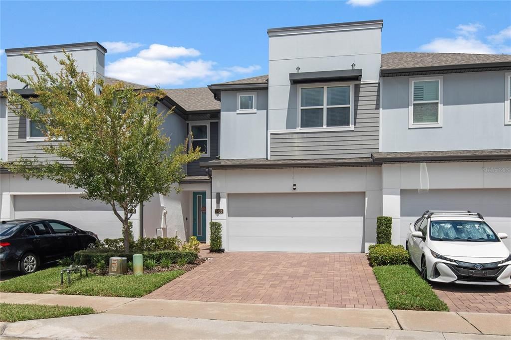 Recently Sold: $459,000 (3 beds, 2 baths, 1964 Square Feet)