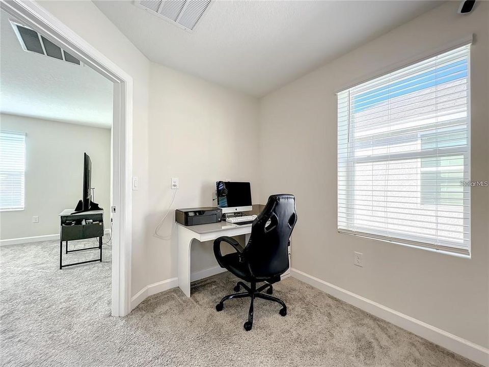 Active With Contract: $3,000 (4 beds, 3 baths, 2042 Square Feet)