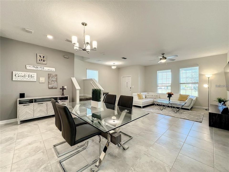Active With Contract: $3,000 (4 beds, 3 baths, 2042 Square Feet)