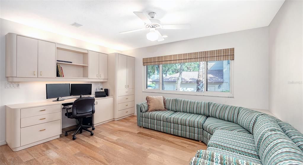 For Sale: $925,000 (5 beds, 3 baths, 2969 Square Feet)