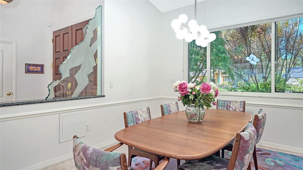 For Sale: $925,000 (5 beds, 3 baths, 2969 Square Feet)