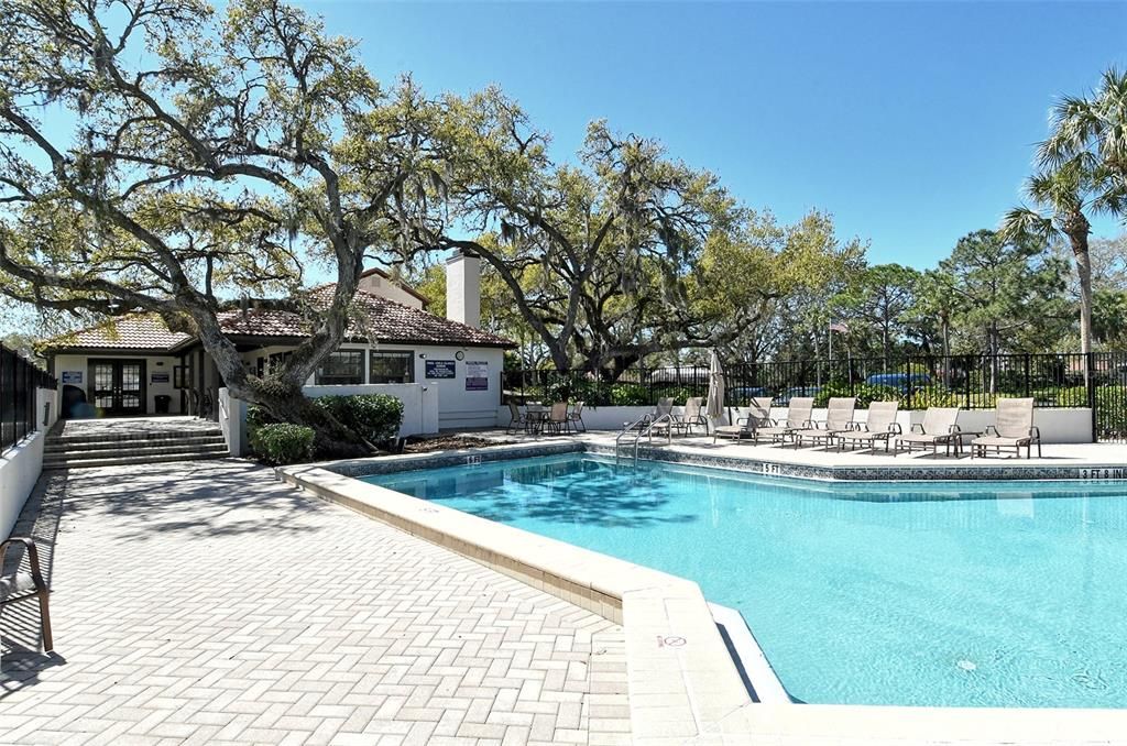 For Sale: $925,000 (5 beds, 3 baths, 2969 Square Feet)