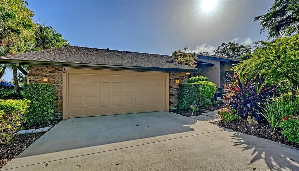 For Sale: $925,000 (5 beds, 3 baths, 2969 Square Feet)