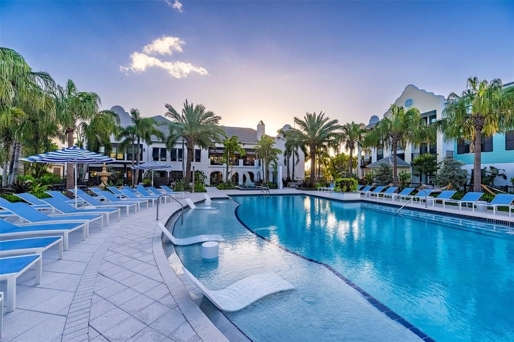 出租: $2,444 (2 贝兹, 2 浴室, 1089 平方英尺)