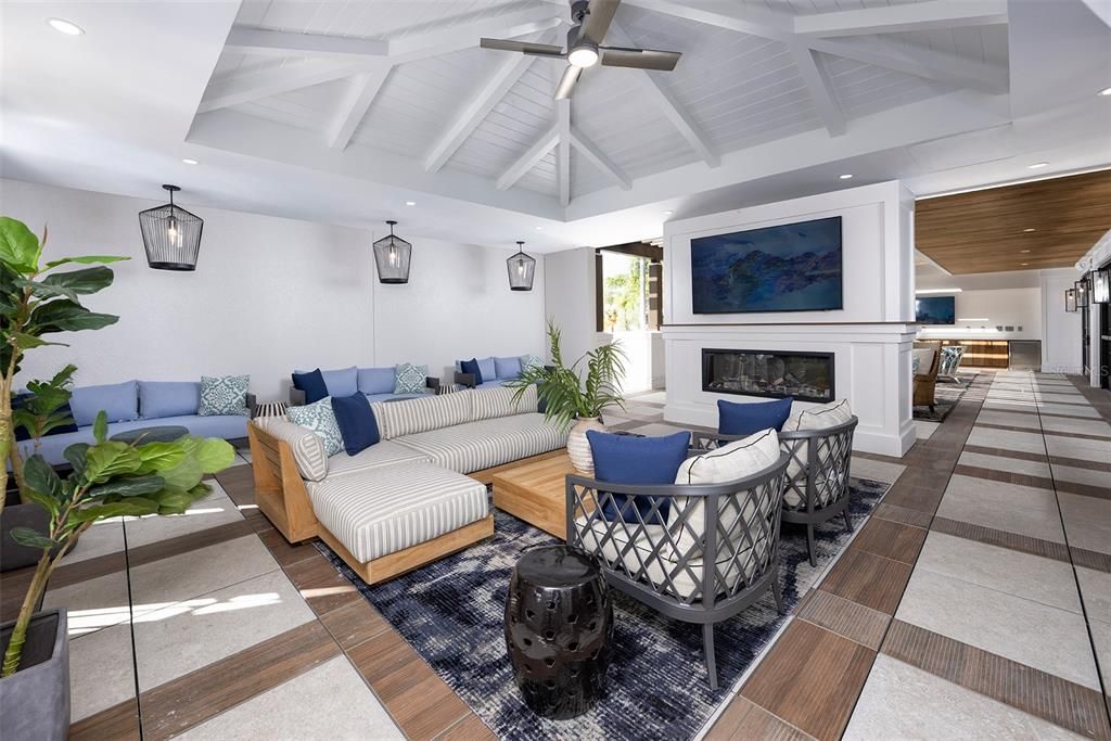 出租: $2,444 (2 贝兹, 2 浴室, 1089 平方英尺)