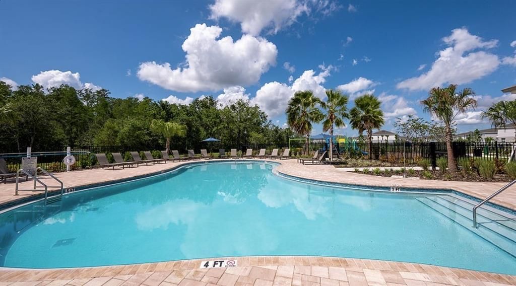 Active With Contract: $269,999 (3 beds, 2 baths, 1404 Square Feet)