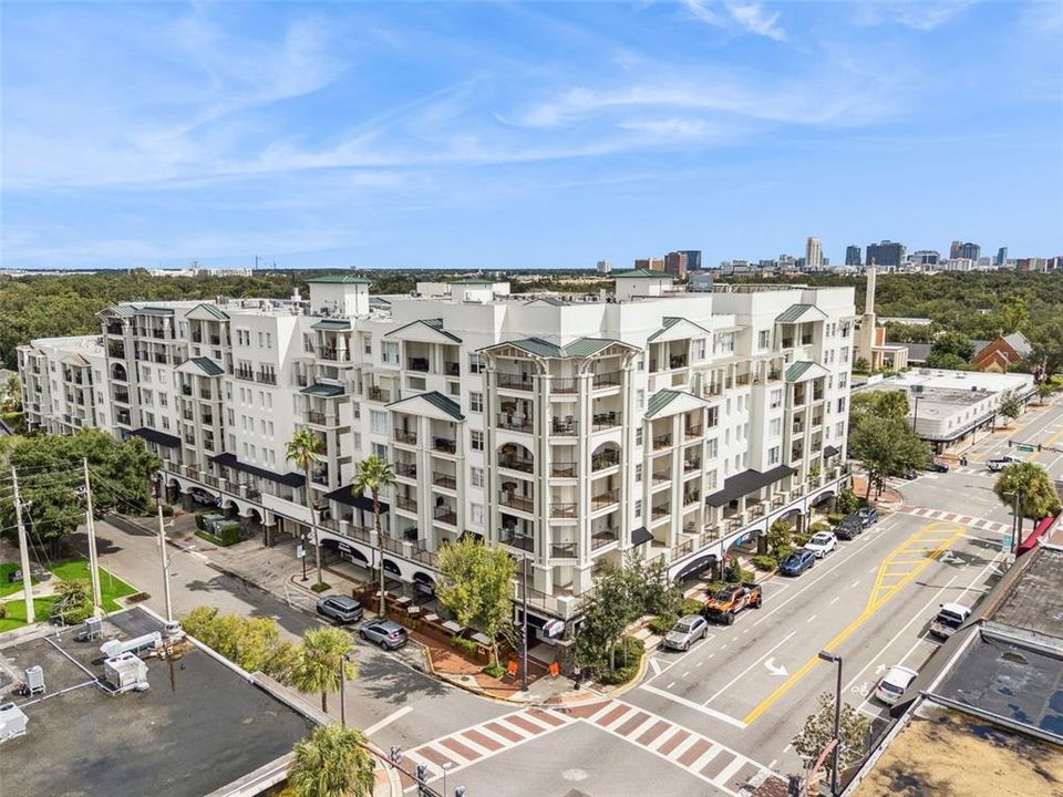 For Sale: $869,000 (3 beds, 2 baths, 2399 Square Feet)