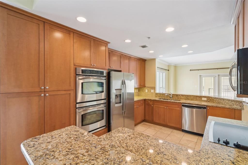 For Sale: $869,000 (3 beds, 2 baths, 2399 Square Feet)