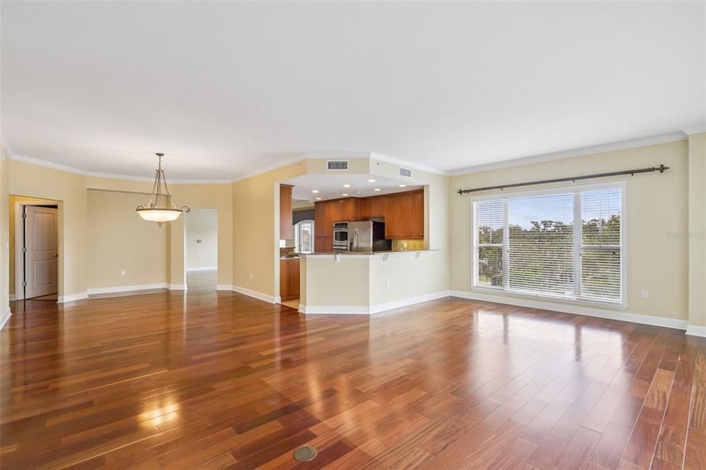 For Sale: $869,000 (3 beds, 2 baths, 2399 Square Feet)