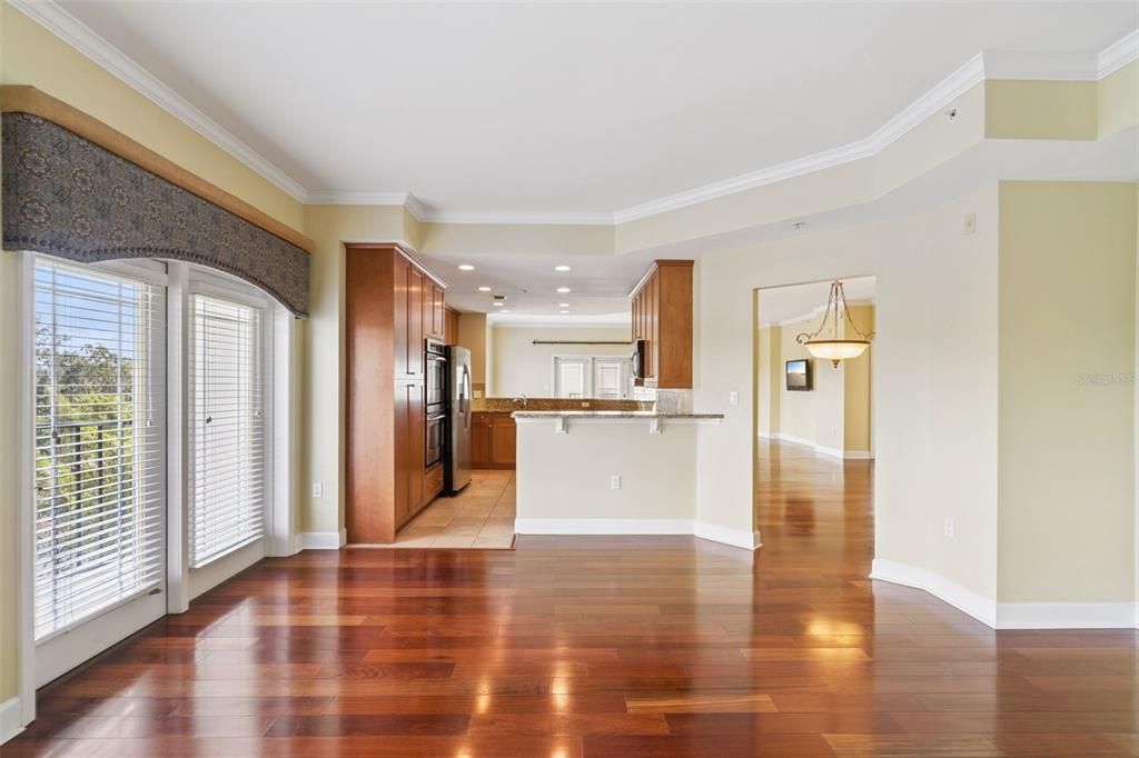 For Sale: $869,000 (3 beds, 2 baths, 2399 Square Feet)