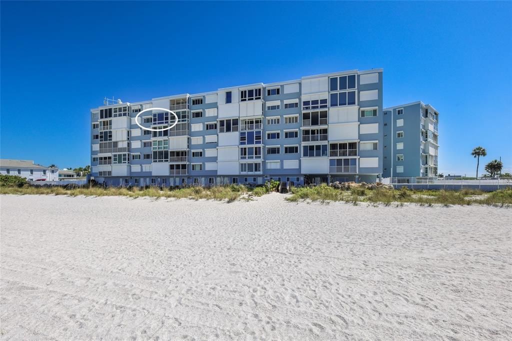 En Venta: $949,900 (2 camas, 2 baños, 1057 Pies cuadrados)