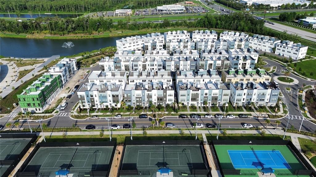 待售: $750,000 (3 贝兹, 3 浴室, 2085 平方英尺)