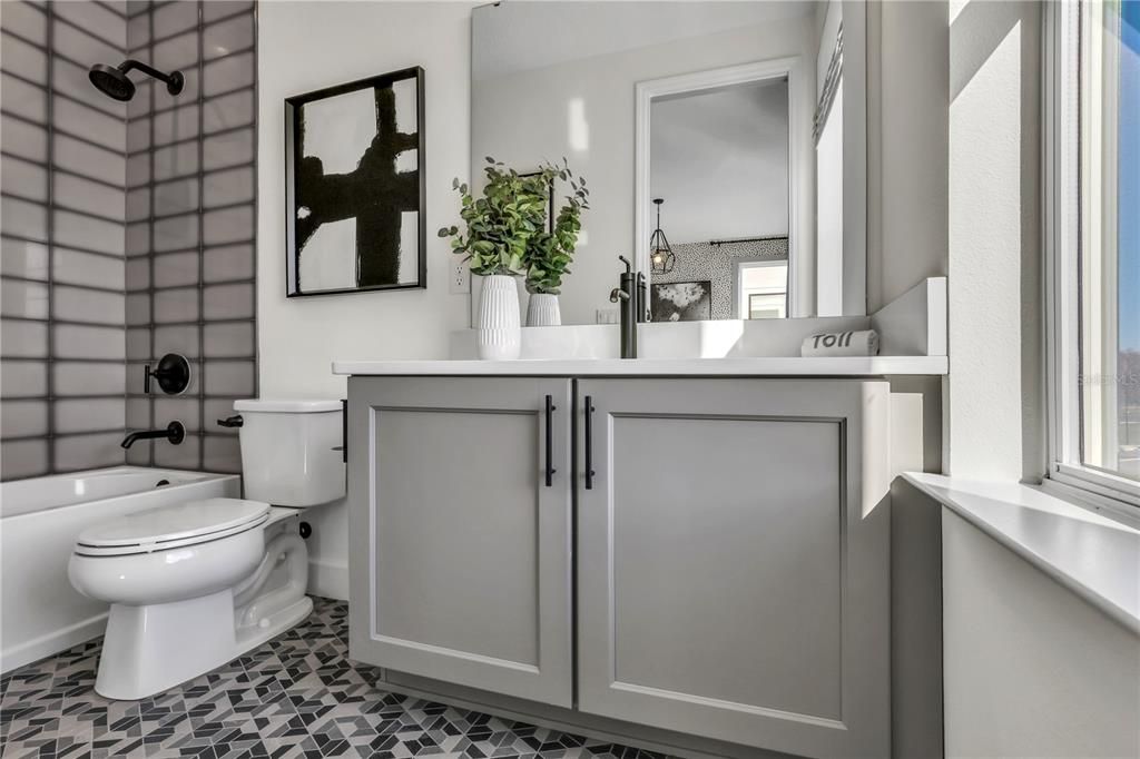 待售: $750,000 (3 贝兹, 3 浴室, 2085 平方英尺)