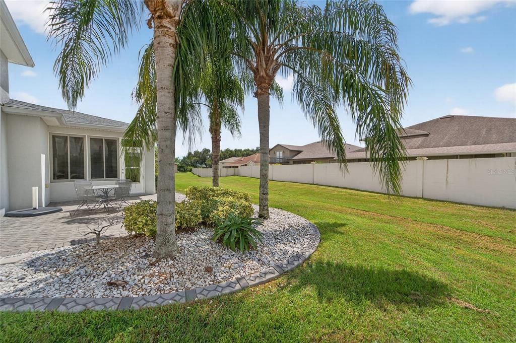 En Venta: $645,000 (3 camas, 2 baños, 1993 Pies cuadrados)