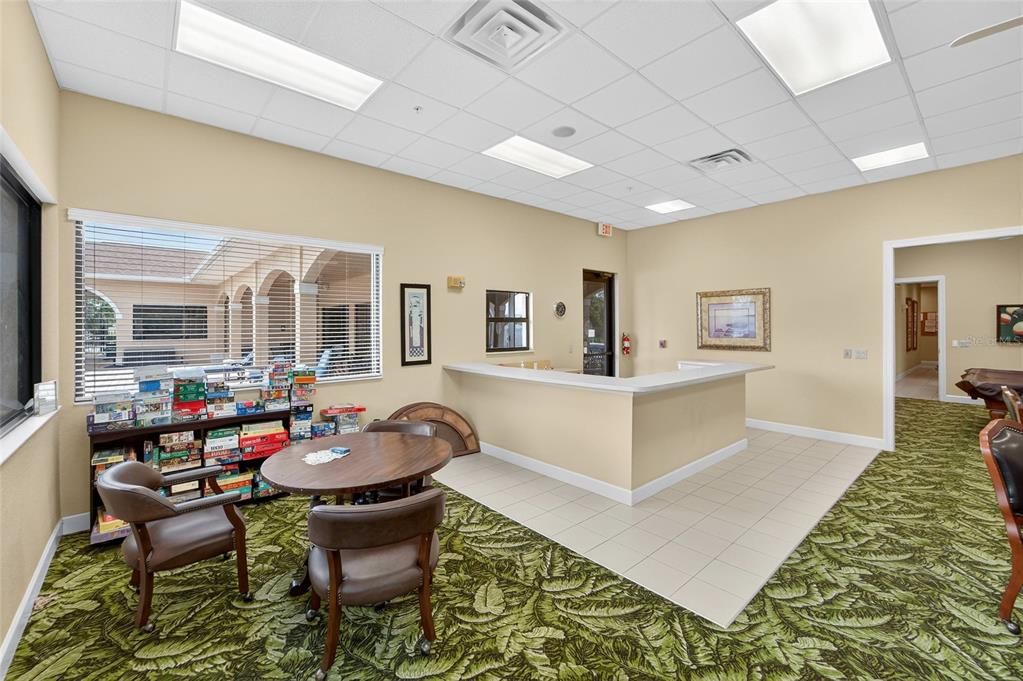 En Venta: $645,000 (3 camas, 2 baños, 1993 Pies cuadrados)