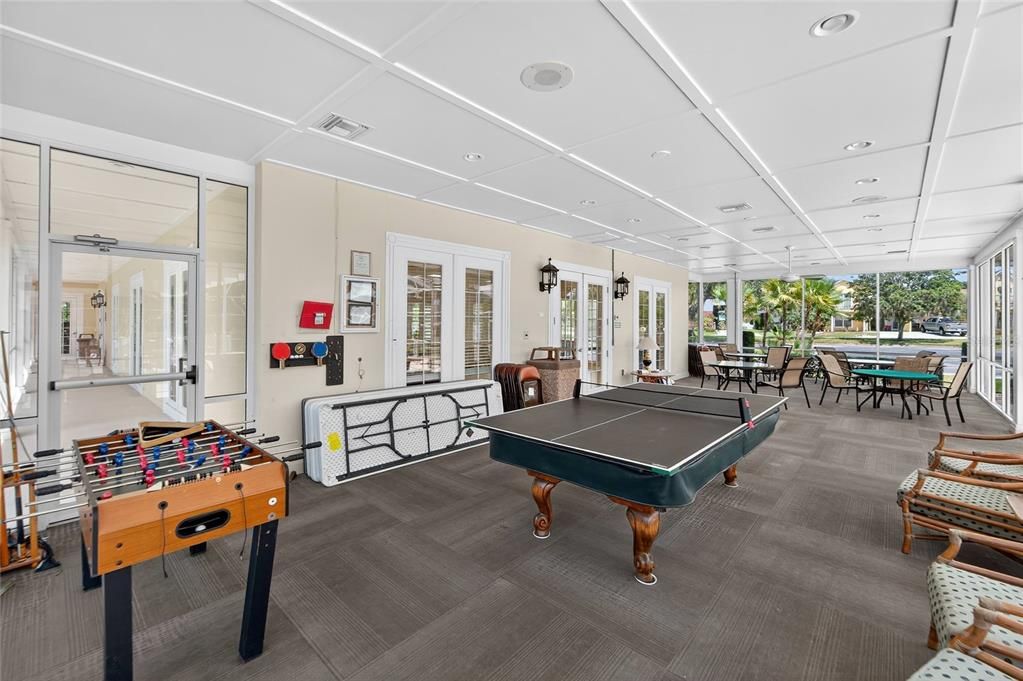 En Venta: $645,000 (3 camas, 2 baños, 1993 Pies cuadrados)