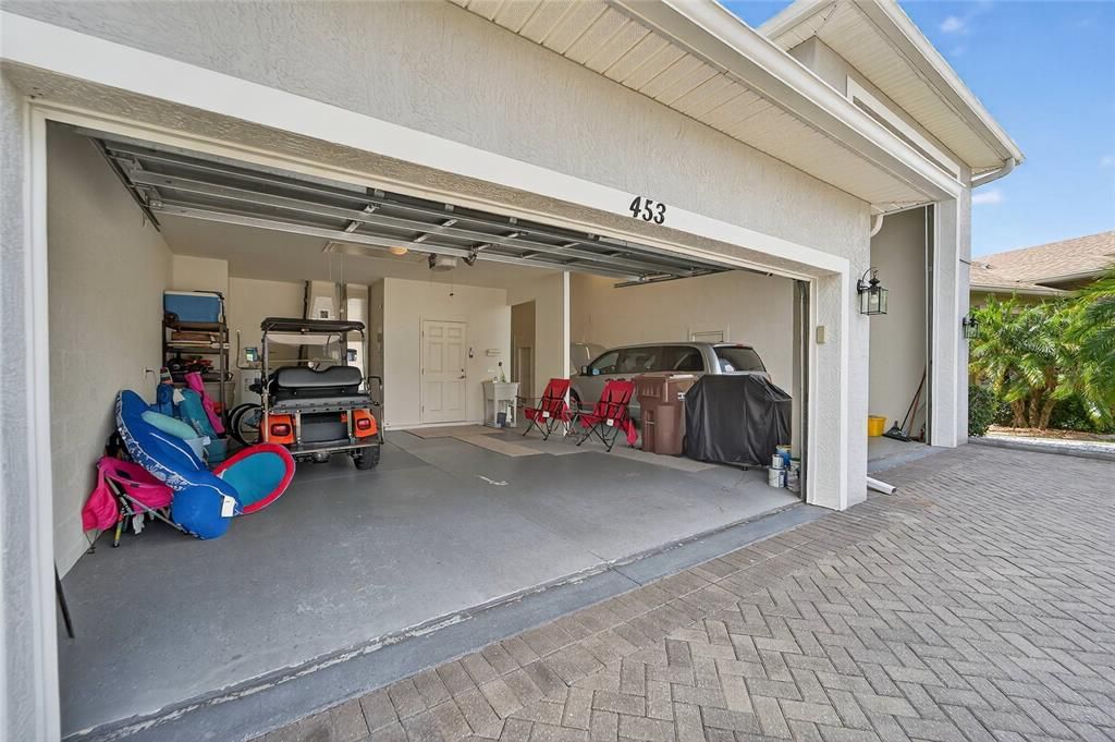 En Venta: $645,000 (3 camas, 2 baños, 1993 Pies cuadrados)